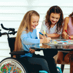 Fem roliga rullstolsaktiviteter för barn
